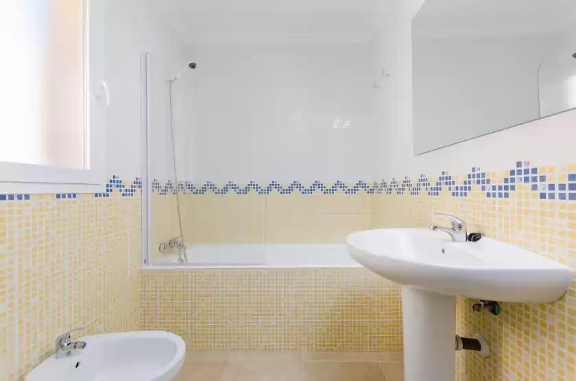 Holiday rentals in Dones d'aigua 11, s'Estanyol