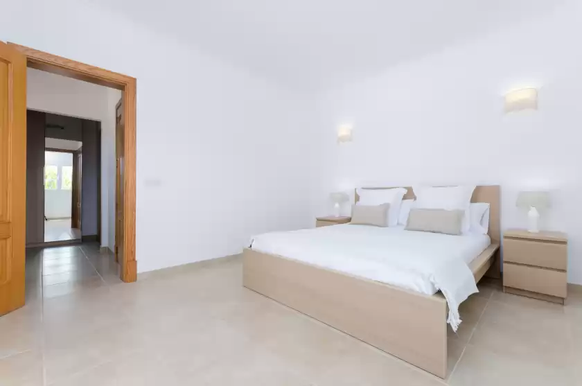 Holiday rentals in Dones d'aigua 11, s'Estanyol