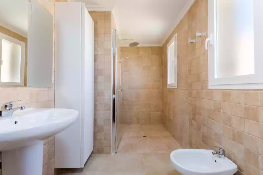 Holiday rentals in Dones d'aigua 11, s'Estanyol