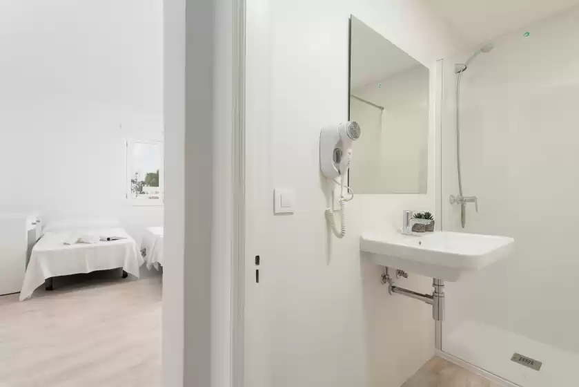 Holiday rentals in Hostal talamanca, Cala d'Or