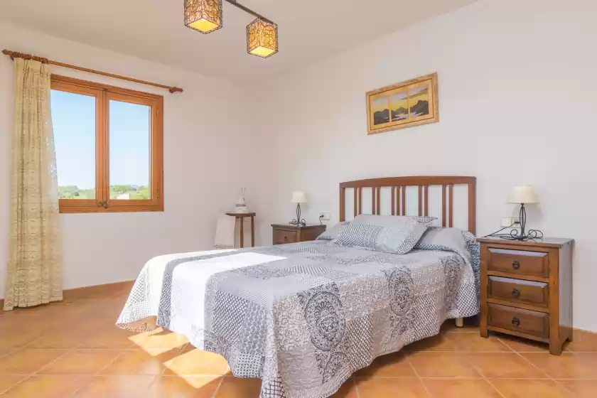 Holiday rentals in Can tut, Campanet