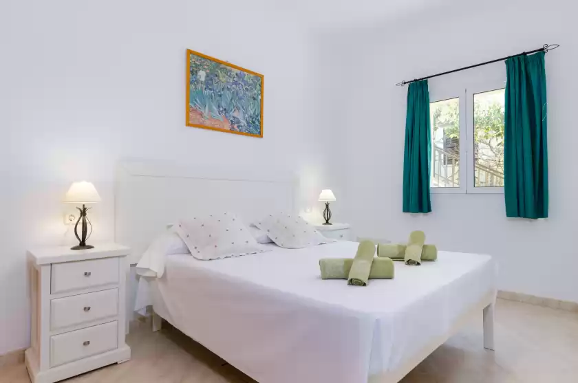 Holiday rentals in Bexan cala mandia, s'Estany d'en Mas