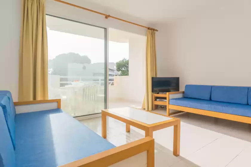 Holiday rentals in Massanet (bc), Canyamel