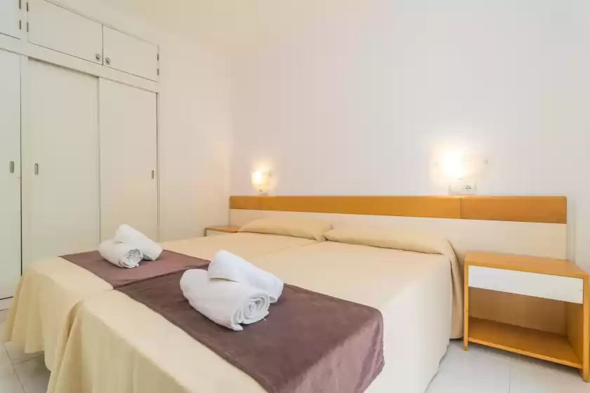 Holiday rentals in Massanet (bc), Canyamel