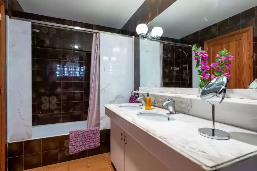 Holiday rentals in Estrel, Can Picafort