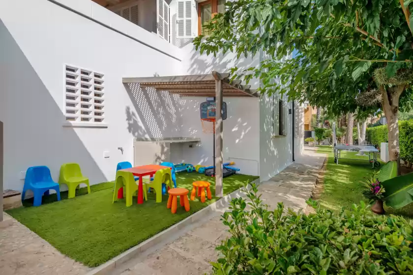 Holiday rentals in Estrel, Can Picafort