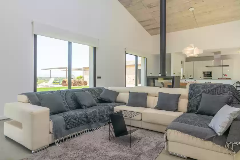 Holiday rentals in Sa garriga den garau, Ariany