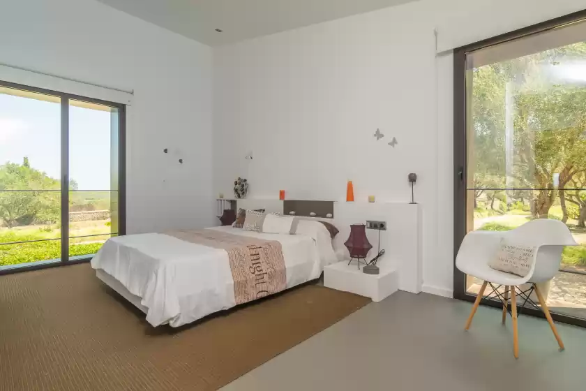 Holiday rentals in Sa garriga den garau, Ariany