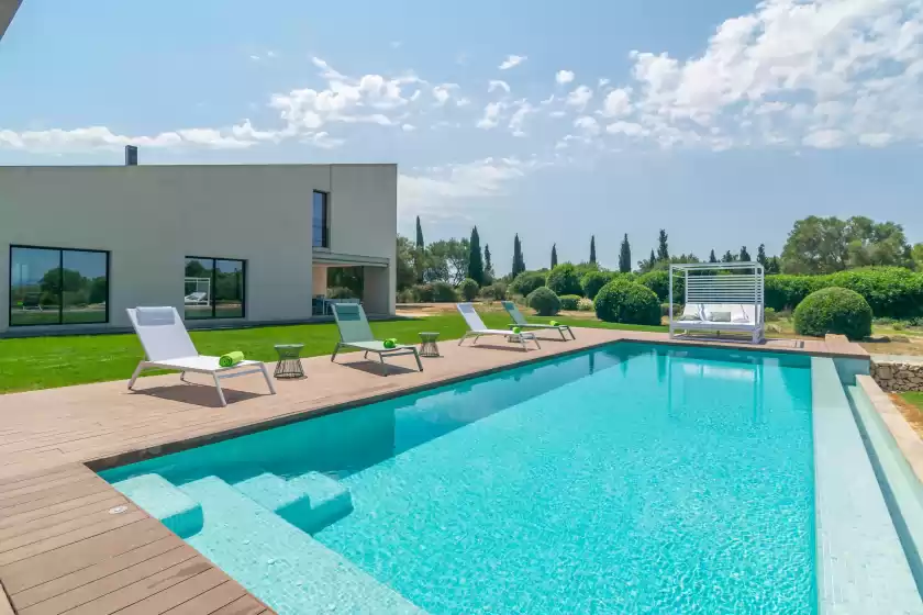 Holiday rentals in Sa garriga den garau, Ariany