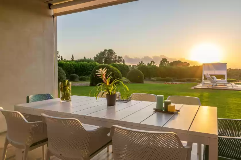 Holiday rentals in Sa garriga den garau, Ariany