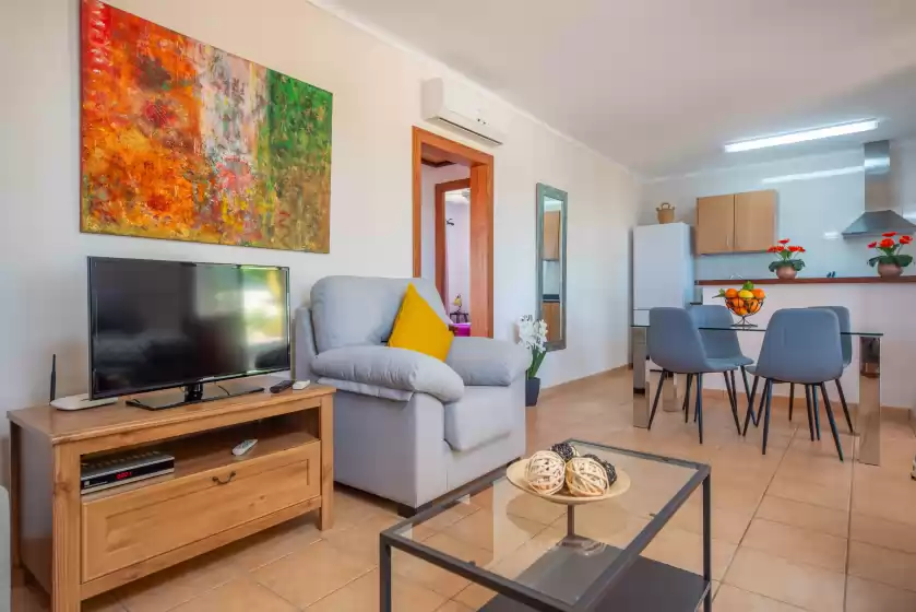 Holiday rentals in Vista sol, Ariany