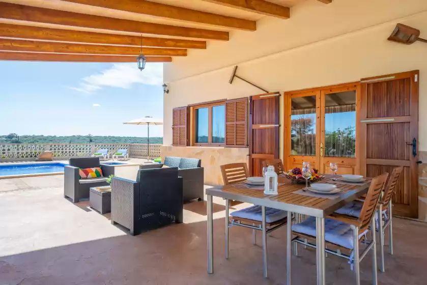 Holiday rentals in Vista sol, Ariany