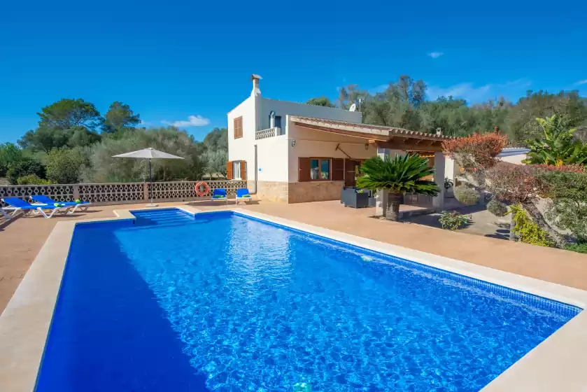 Holiday rentals in Vista sol, Ariany