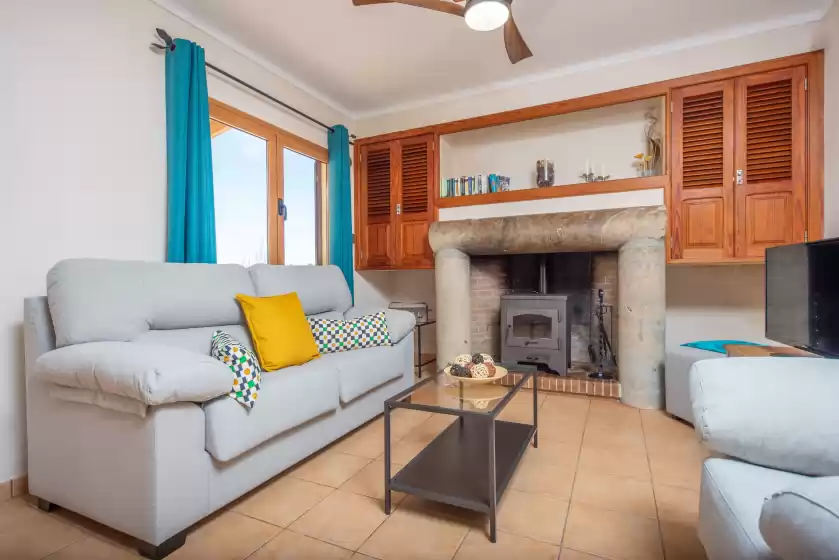 Holiday rentals in Vista sol, Ariany