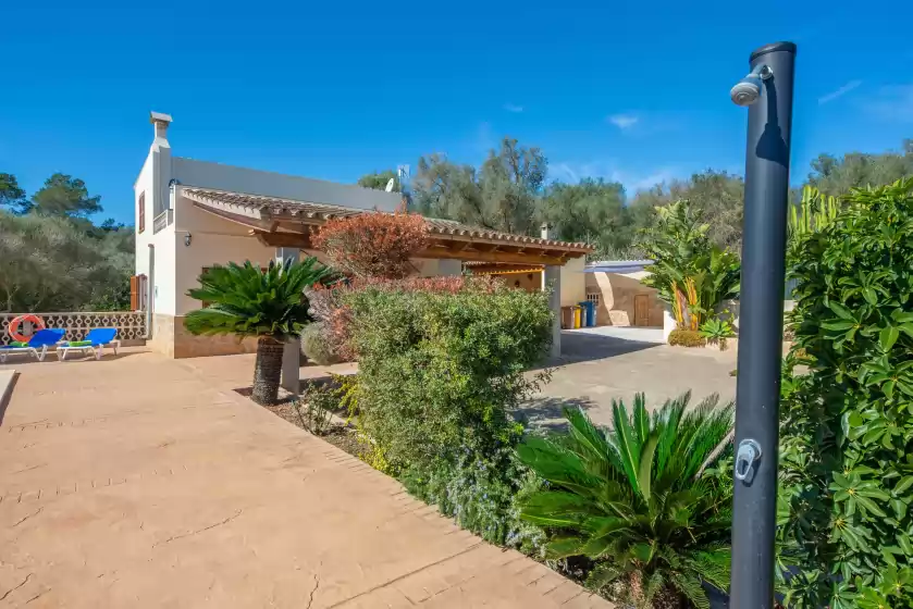 Holiday rentals in Vista sol, Ariany