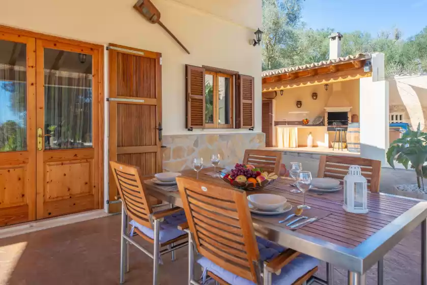 Holiday rentals in Vista sol, Ariany