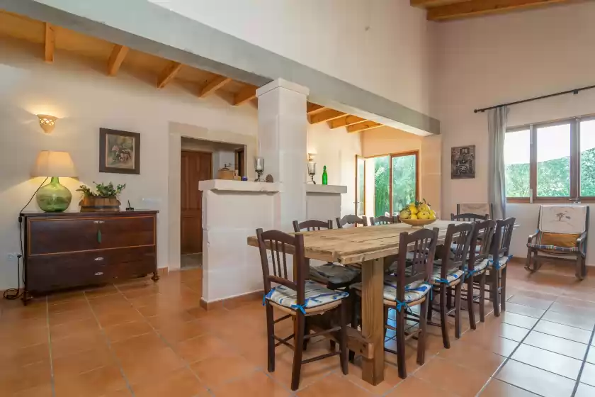 Holiday rentals in Lo den creus, Campos