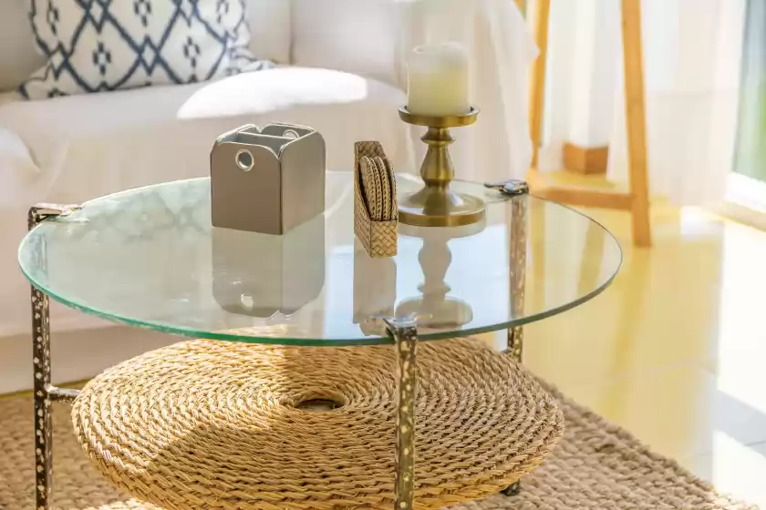 Holiday rentals in Mirella, Habitat