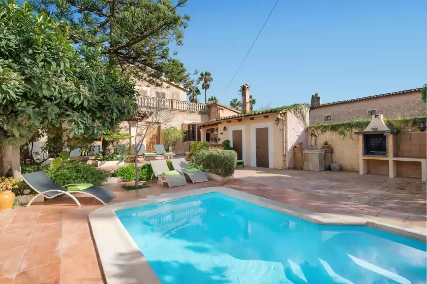 Holiday rentals in Los abilios