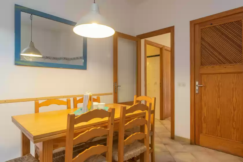 Holiday rentals in Habitatge escorball, sa Ràpita