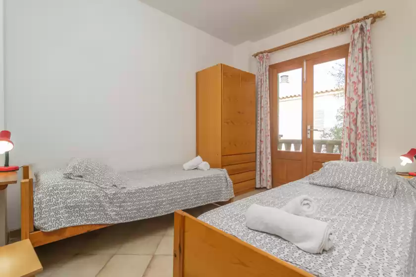 Holiday rentals in Habitatge escorball, sa Ràpita