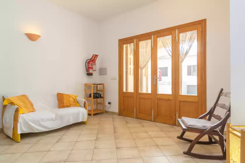 Holiday rentals in Habitatge escorball, sa Ràpita