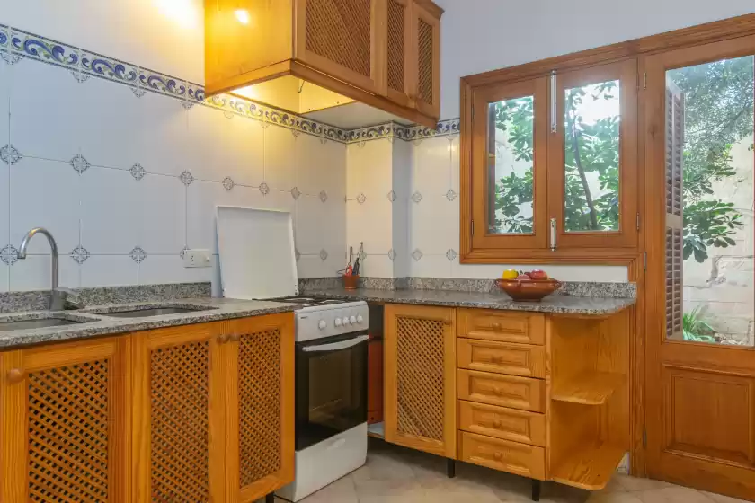 Holiday rentals in Habitatge escorball, sa Ràpita