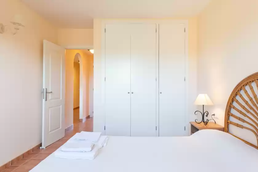 Alquiler vacacional en The torrent's observer holiday home, Cala Pi