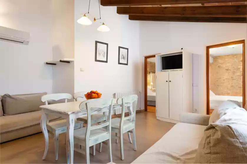 Holiday rentals in Sa franquesa vella, Vilafranca de Bonany