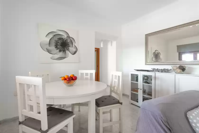 Holiday rentals in Ca na francisca, Lloseta