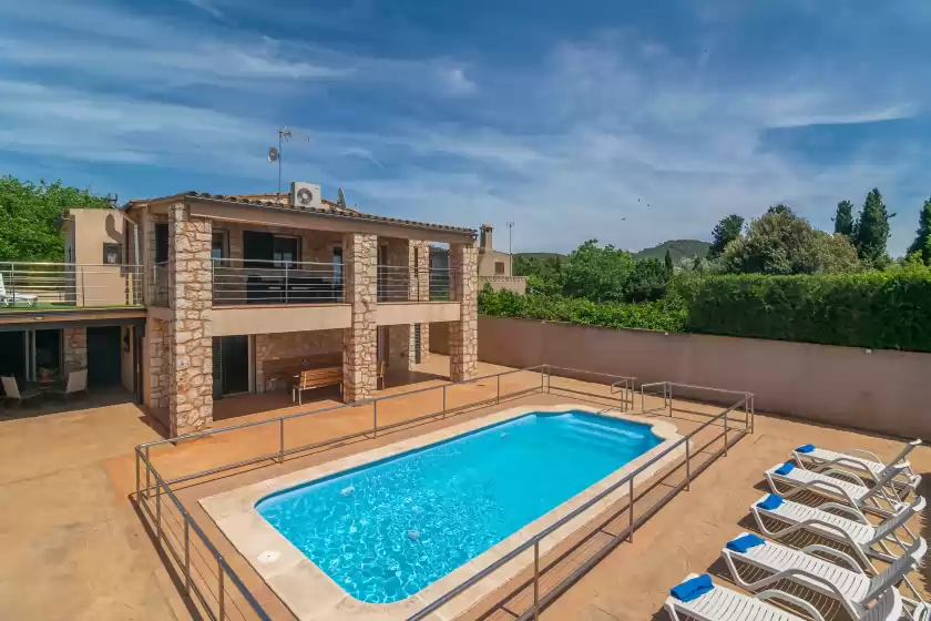 Holiday rentals in Finca castillo, Manacor