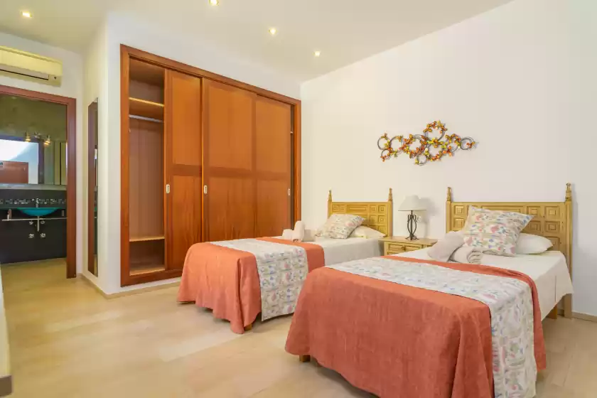 Ferienhaus auf S'albarcoquer, s'Horta