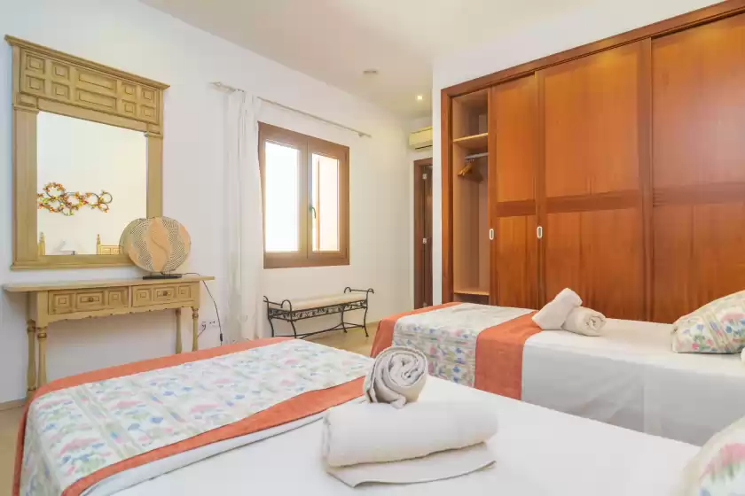 Ferienhaus auf S'albarcoquer, s'Horta