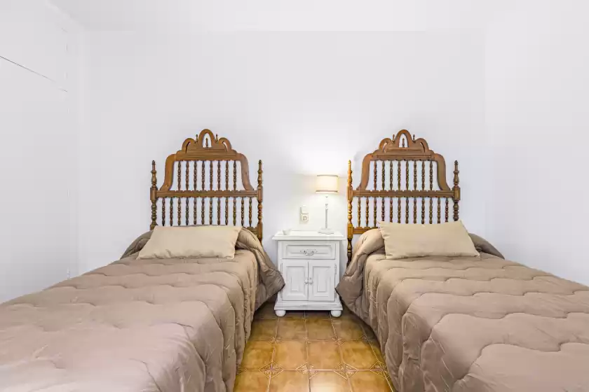 Holiday rentals in The beach (villa mar), Bolnuevo