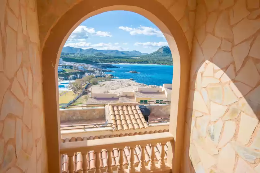 Holiday rentals in Perleta, Cala Rajada