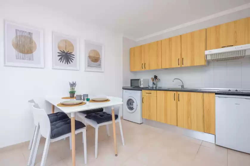 Holiday rentals in Perleta, Cala Rajada