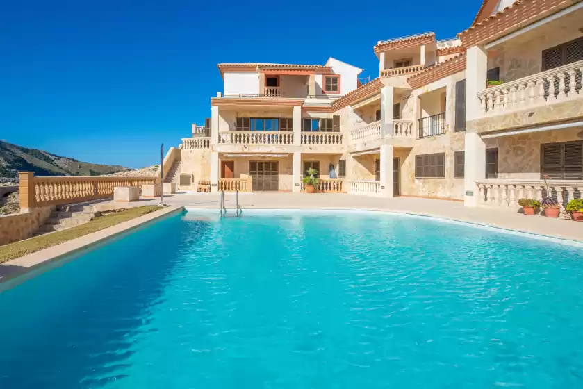 Holiday rentals in Perleta, Cala Rajada
