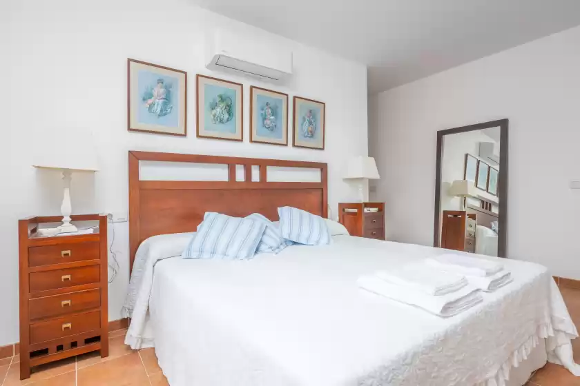 Holiday rentals in Xilvar, Alcanada