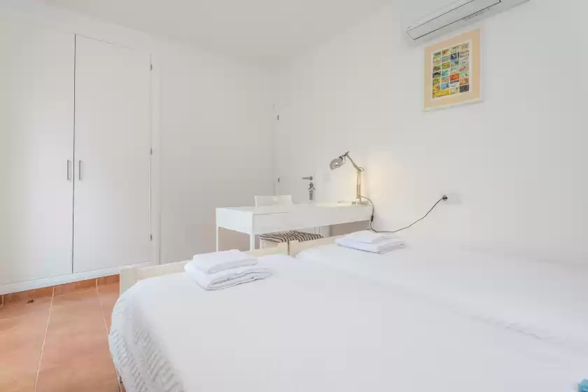 Holiday rentals in Xilvar, Alcanada