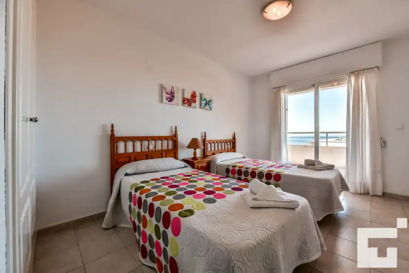 Alquiler vacacional en Apolo xvi 2 4 19 - grupo turis, Calp