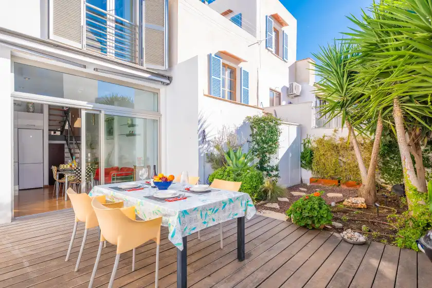 Holiday rentals in Villa palmera