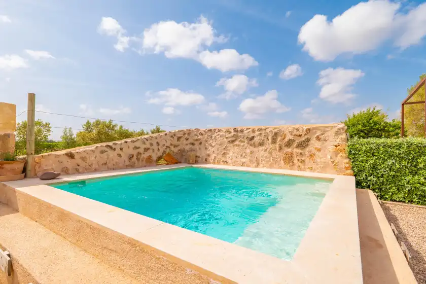 Holiday rentals in Son rossinyol nou, Campos