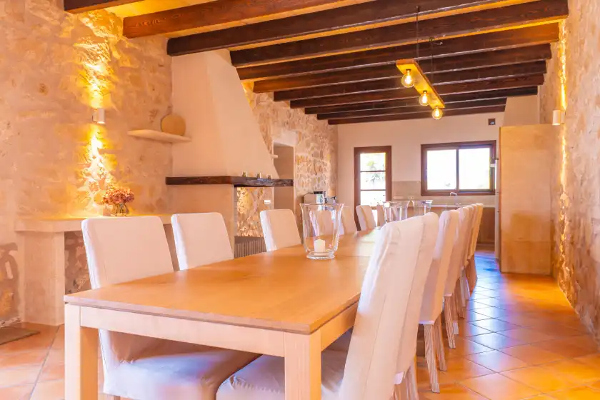 Holiday rentals in Son rossinyol nou, Campos