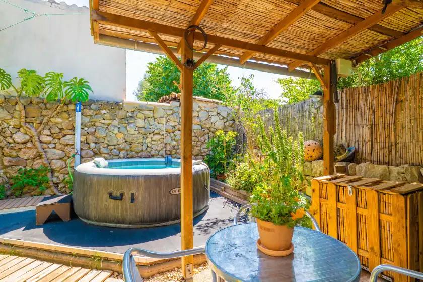 Holiday rentals in Can mateu (campanet), Campanet