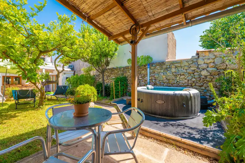 Holiday rentals in Can mateu (campanet), Campanet