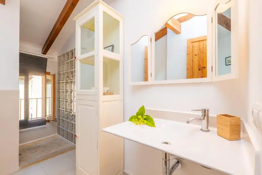 Holiday rentals in Can mateu (campanet), Campanet