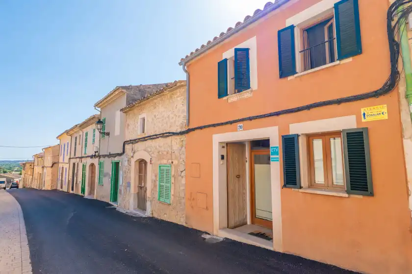 Holiday rentals in Can mateu (campanet), Campanet