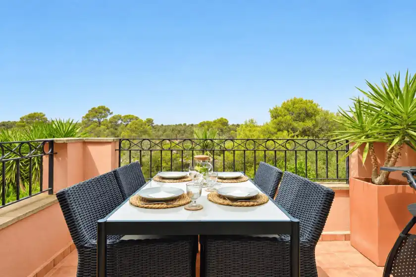 Holiday rentals in Villas de cala pí