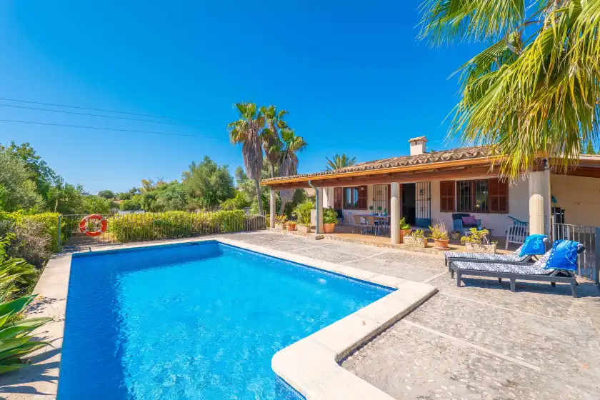 Holiday rentals in Can gallu - adults only, Moscari
