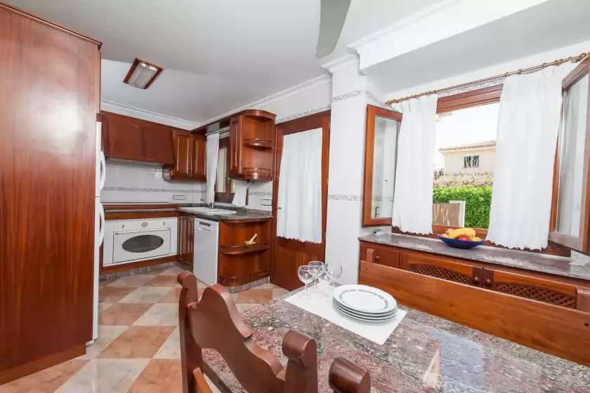 Holiday rentals in Can barret, Can Picafort